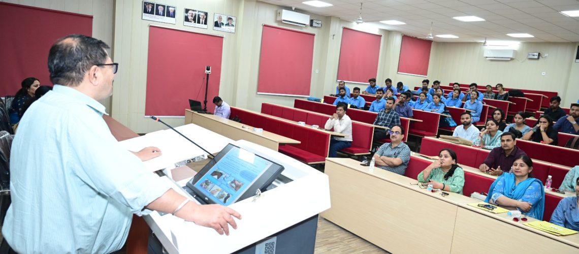professor-vikas-pathakdean-college-of-veterinary-science-and-animal-husbandry-addressing-the-gathering-on-the-occasion-of-world-veterinary-day-2025